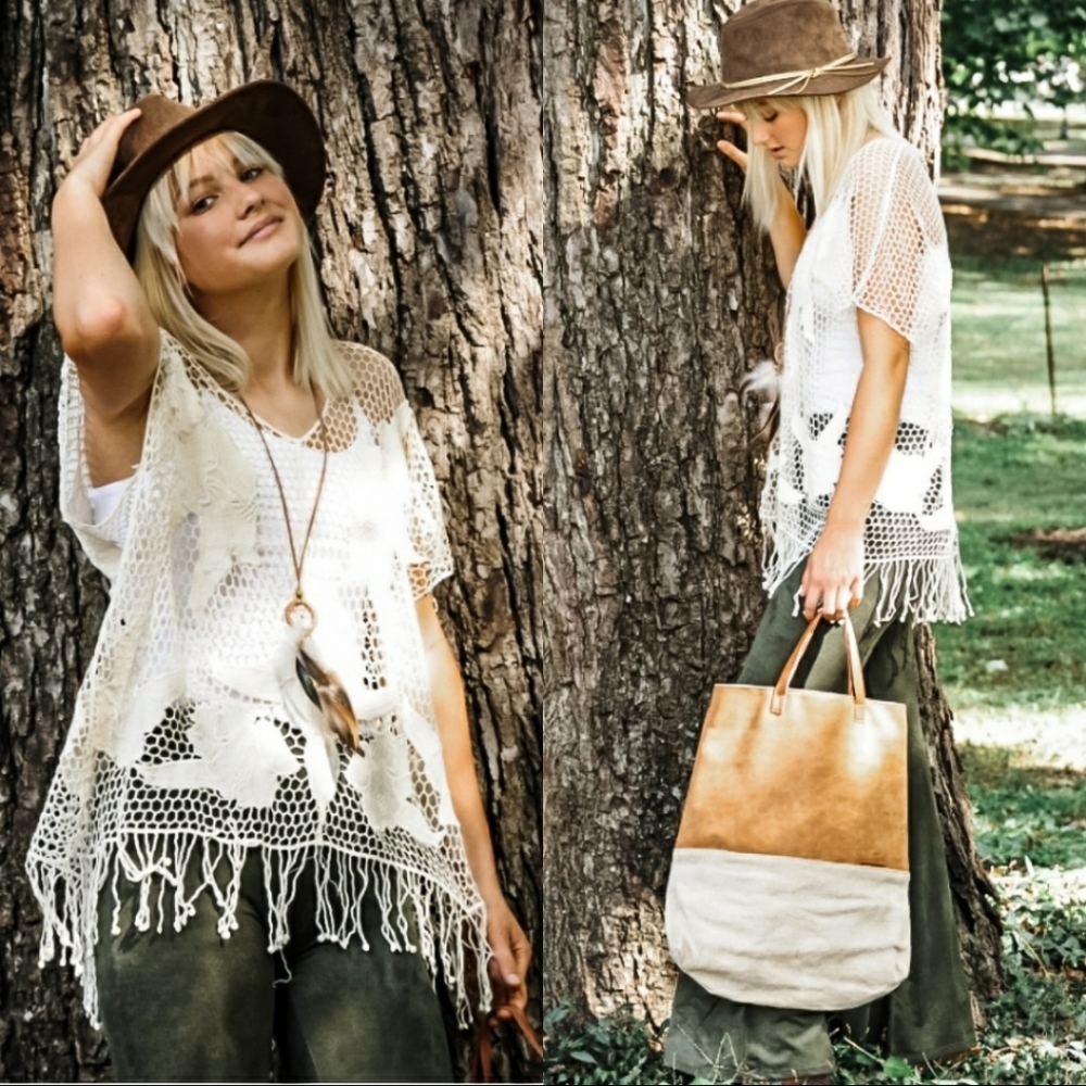 SALE🔥LAST 1! Beautiful Crochet Netted Top